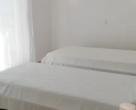 فيلة Sleeps 6 Pool Air Con Wifi